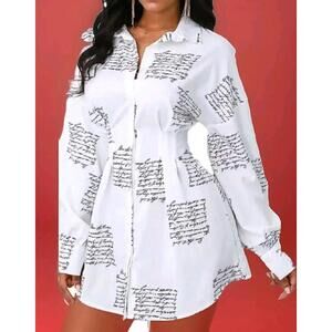 Denimland ~ Cursive Newspaper Print graphics ~ LS white button Up Shirt Dress #C